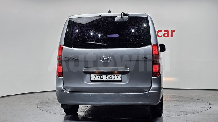 Hyundai Starex 2017 — 4