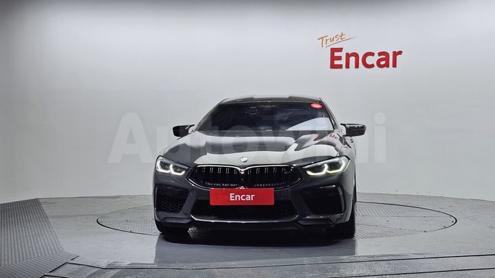 BMW M8 2020 — 3