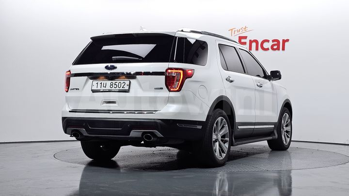Ford Explorer 2018 — 2
