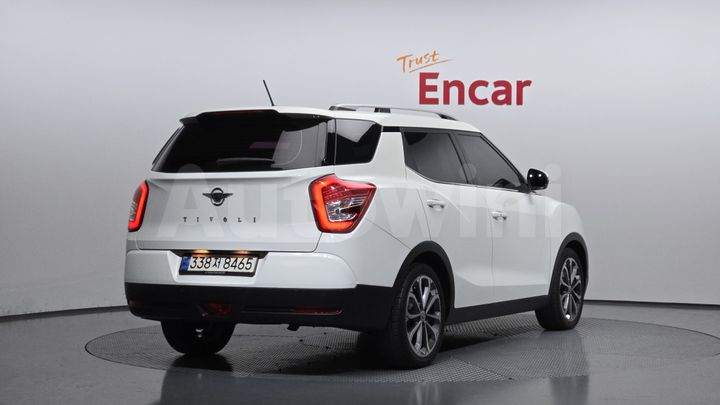 KGM (Ssangyong) Tivoli 2017 — 2