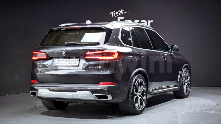 BMW X5 2022 — 2