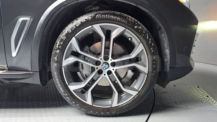 BMW X5 2022 — 5