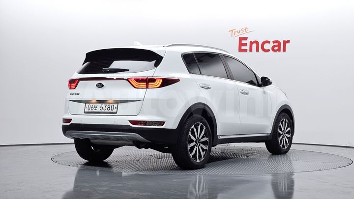 Kia Sportage 2018 — 2