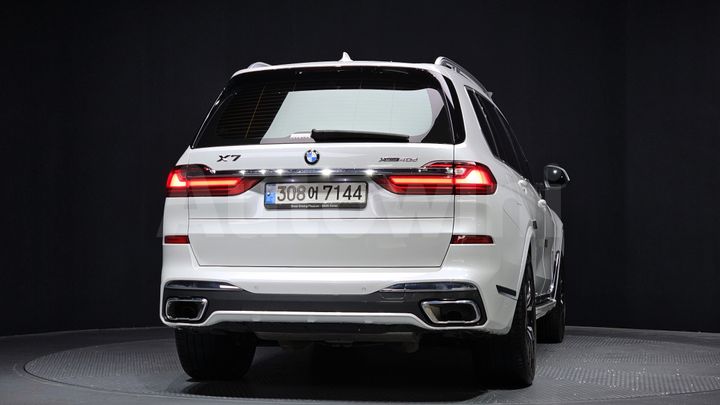 BMW X7 2022 — 4