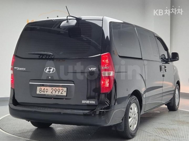 Hyundai Starex 2019 — 3