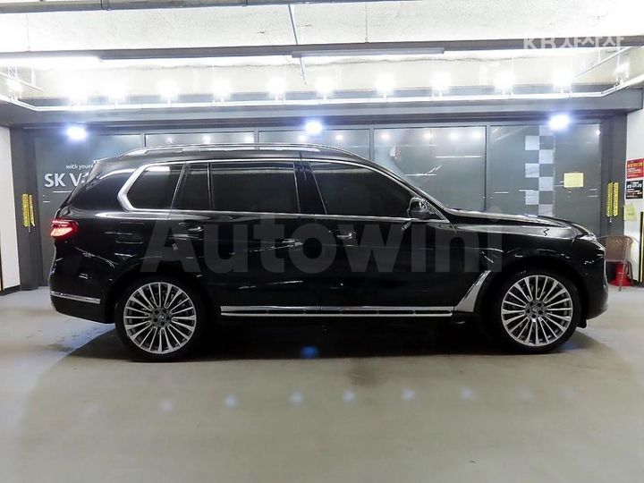 BMW X7 2024 — 3