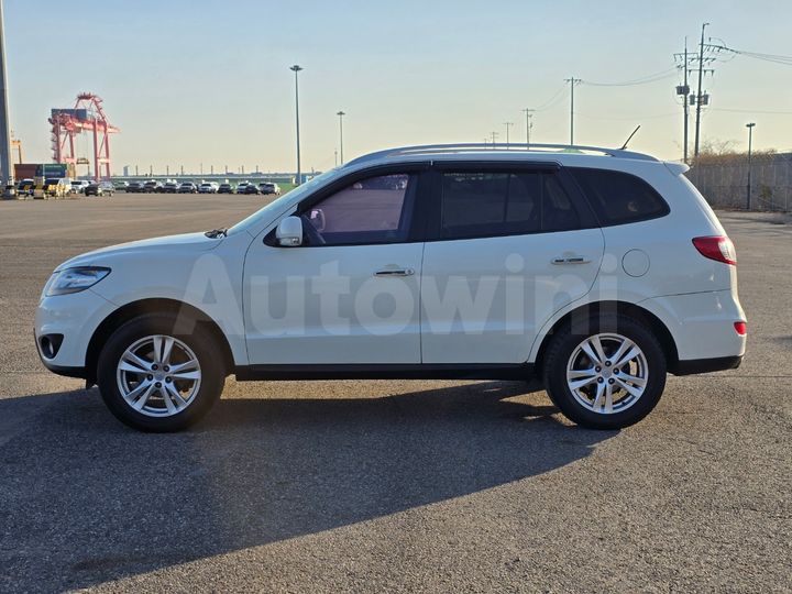 Hyundai SantaFe 2010 — 3