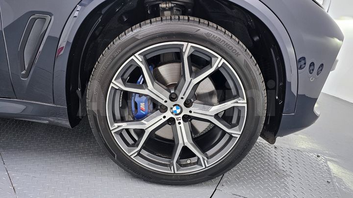 BMW X5 2021 — 5