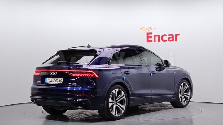 Audi Q8 2023 — 2