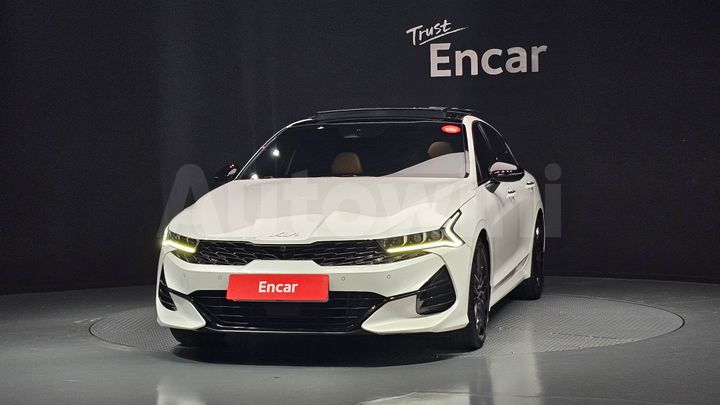 Kia K5 2023 — 3