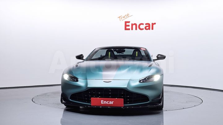 Aston Martin Vantage 2022 — 3