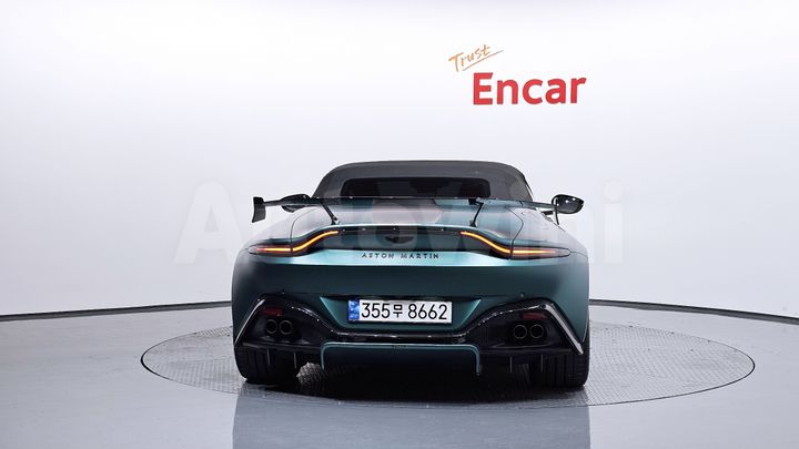 Aston Martin Vantage 2022 — 4