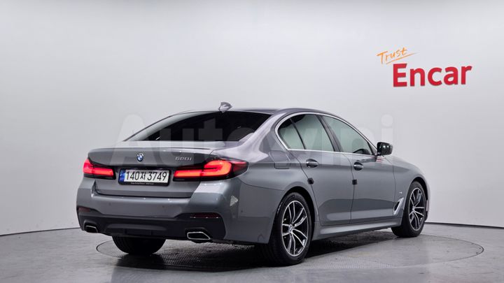 BMW 5 Series 2023 — 2