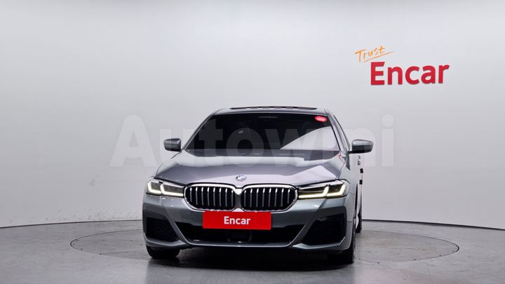 BMW 5 Series 2023 — 3
