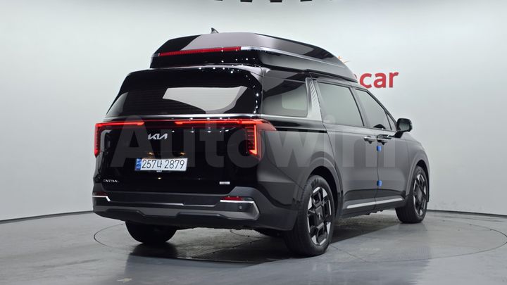Kia Carnival 2025 — 2