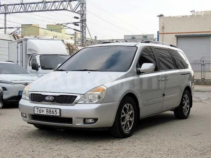 Kia Carnival 2014 — 4
