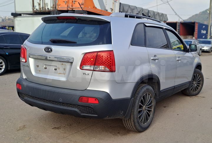 Kia Sorento 2011 — 5