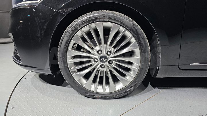 Kia K7 2019 — 5