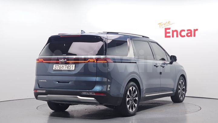Kia Carnival 2022 — 2