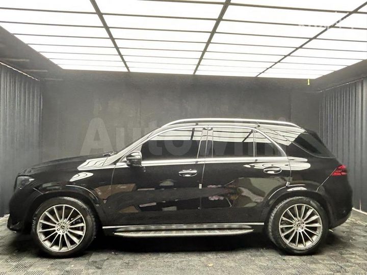 Mercedes Benz GLE Class 2023 — 3