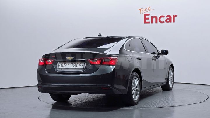 Chevrolet Malibu 2017 — 2