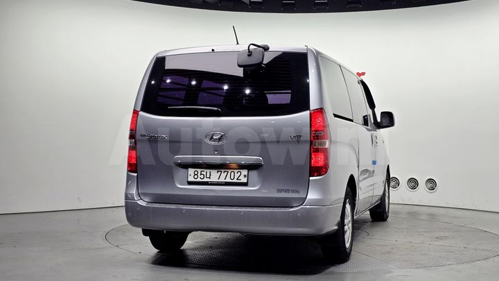 Hyundai Starex 2017 — 4