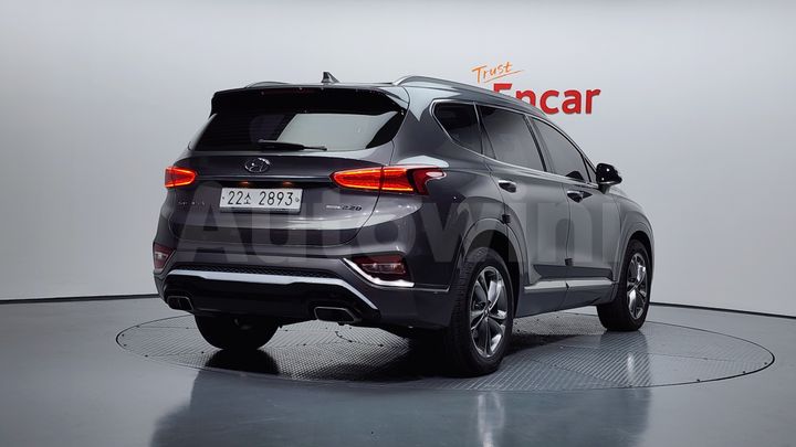 Hyundai SantaFe 2019 — 2