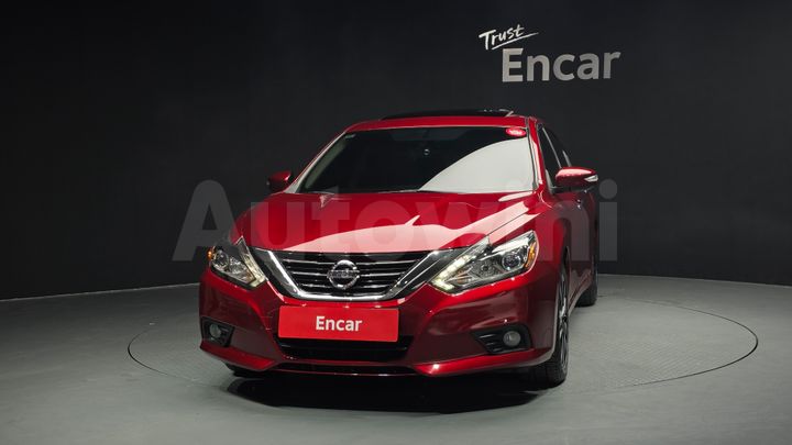 Nissan Altima 2018 — 3