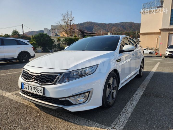 Kia K5 2012 — 3
