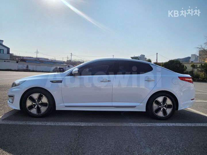 Kia K5 2012 — 5
