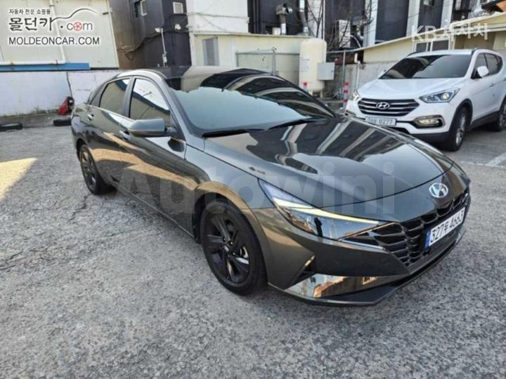 Hyundai Avante 2021 — 3