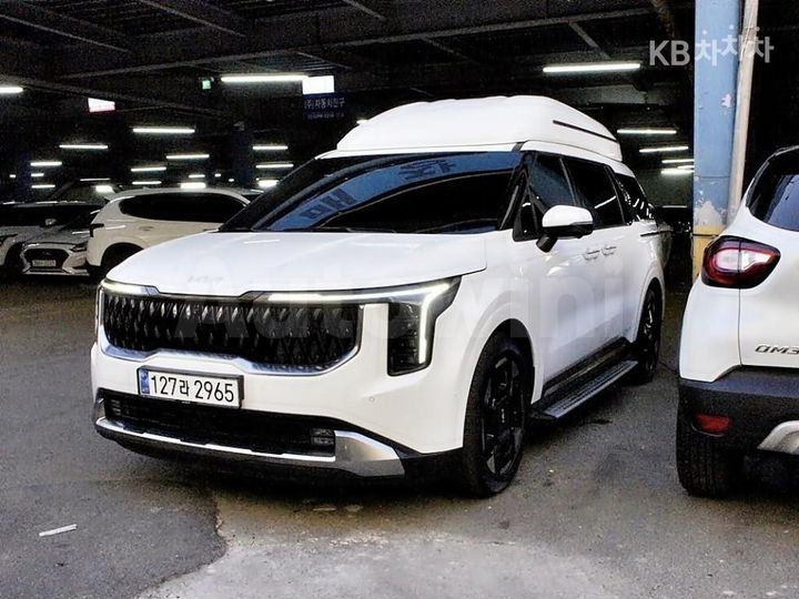 Kia Carnival 2025 — 2