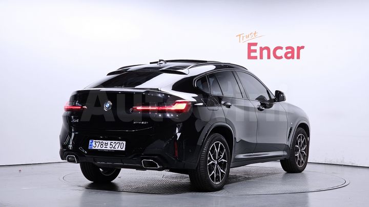 BMW X4 2024 — 2