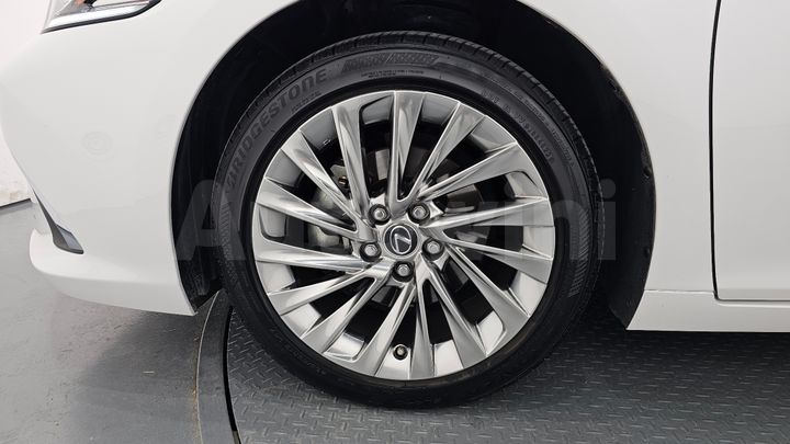 Lexus ES 2023 — 5