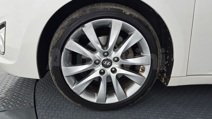 Hyundai i40 2012 — 5