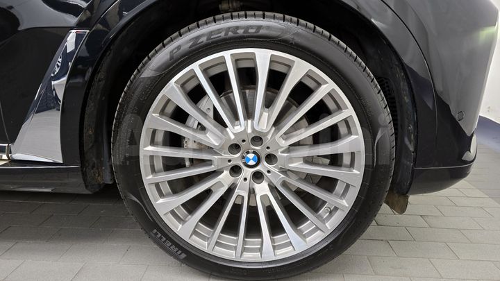 BMW X7 2021 — 5