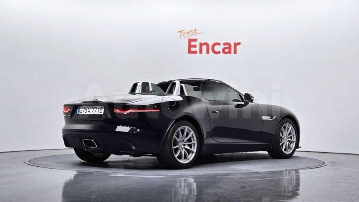 Jaguar F Type 2023 — 2
