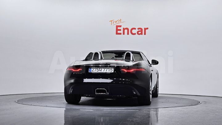 Jaguar F Type 2023 — 4