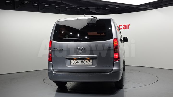 Hyundai Starex 2017 — 4