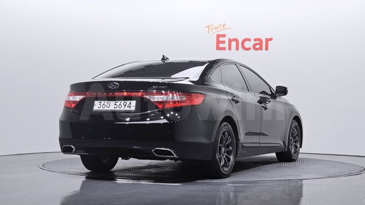 Hyundai Grandeur 2017 — 2