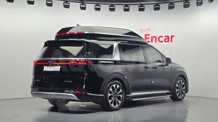 Kia Carnival 2021 — 2