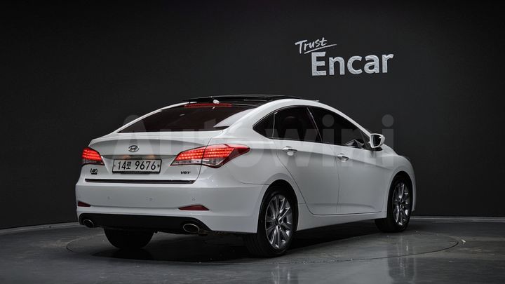 Hyundai i40 2013 — 2