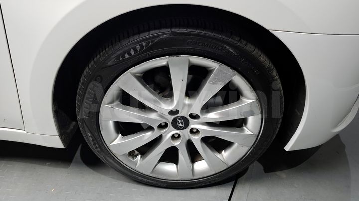 Hyundai i40 2013 — 5