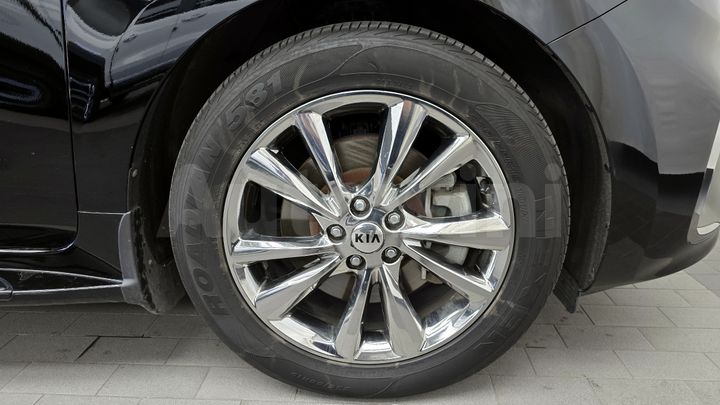 Kia Carnival 2020 — 5