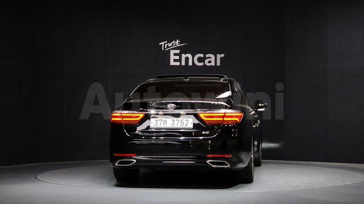 Kia K9 2016 — 4