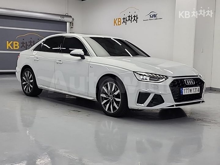 Audi A4 2023 — 4