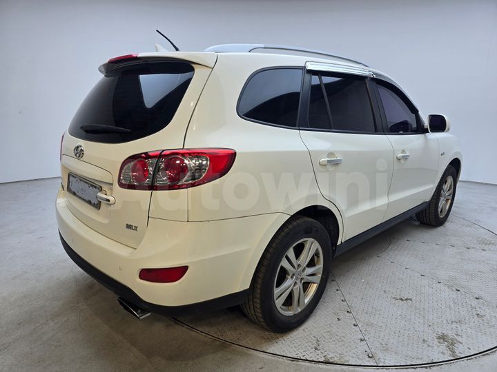 Hyundai SantaFe 2011 — 4