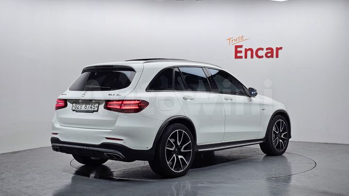 Mercedes Benz GLC Class 2018 — 2