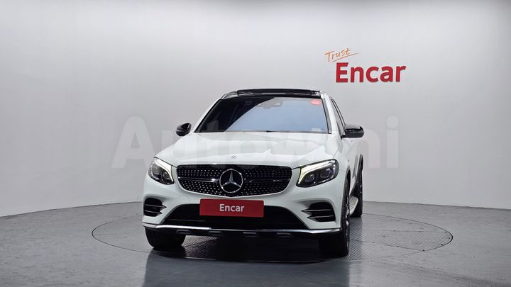 Mercedes Benz GLC Class 2018 — 3