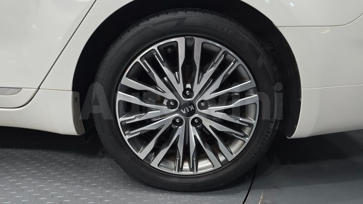 Kia K7 2020 — 5